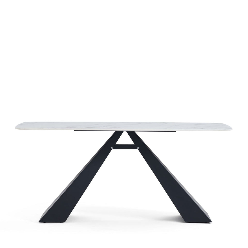 Fly Dining Table