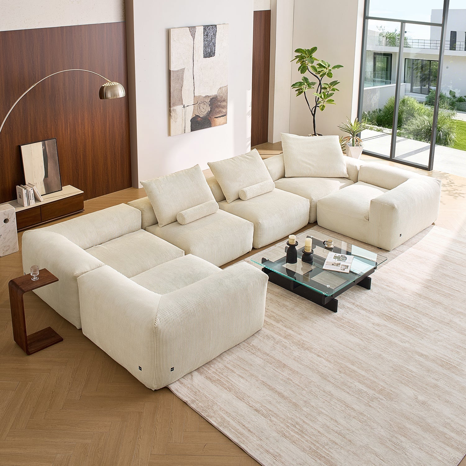 Mellow Closed U Sectional