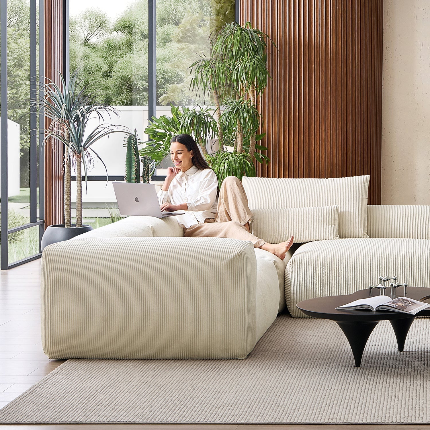 Mellow Extra Deep Closed U Sectional