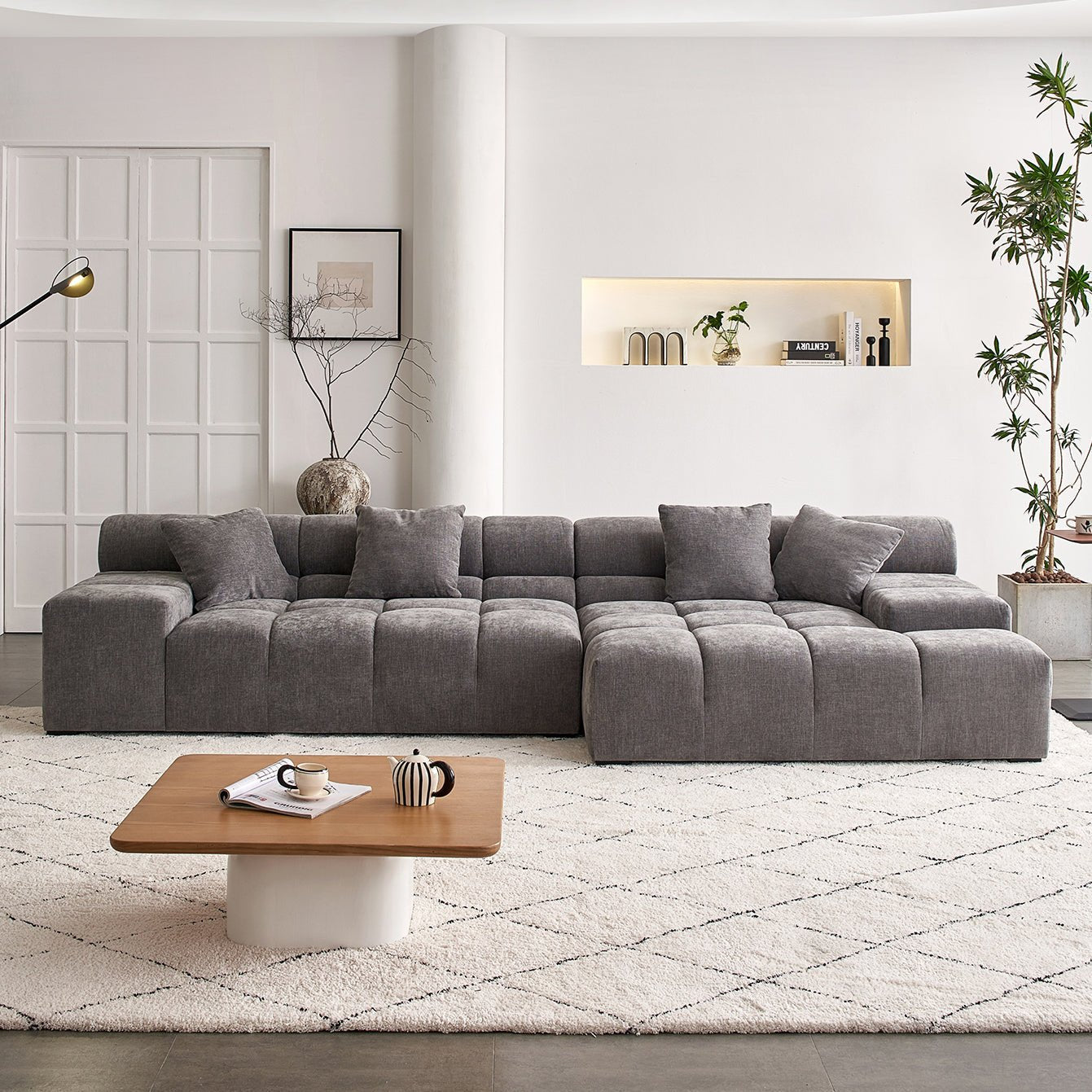 Amora Sectional